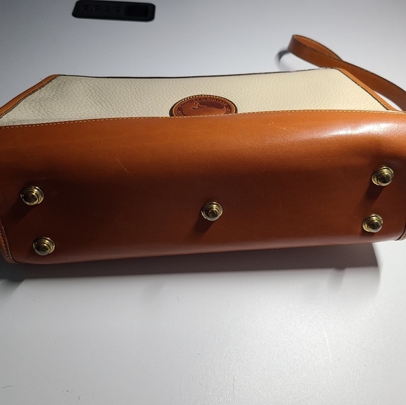 Vintage Dooney & Bourke All Weather Leather Bag Purse - Picture 3 of 16